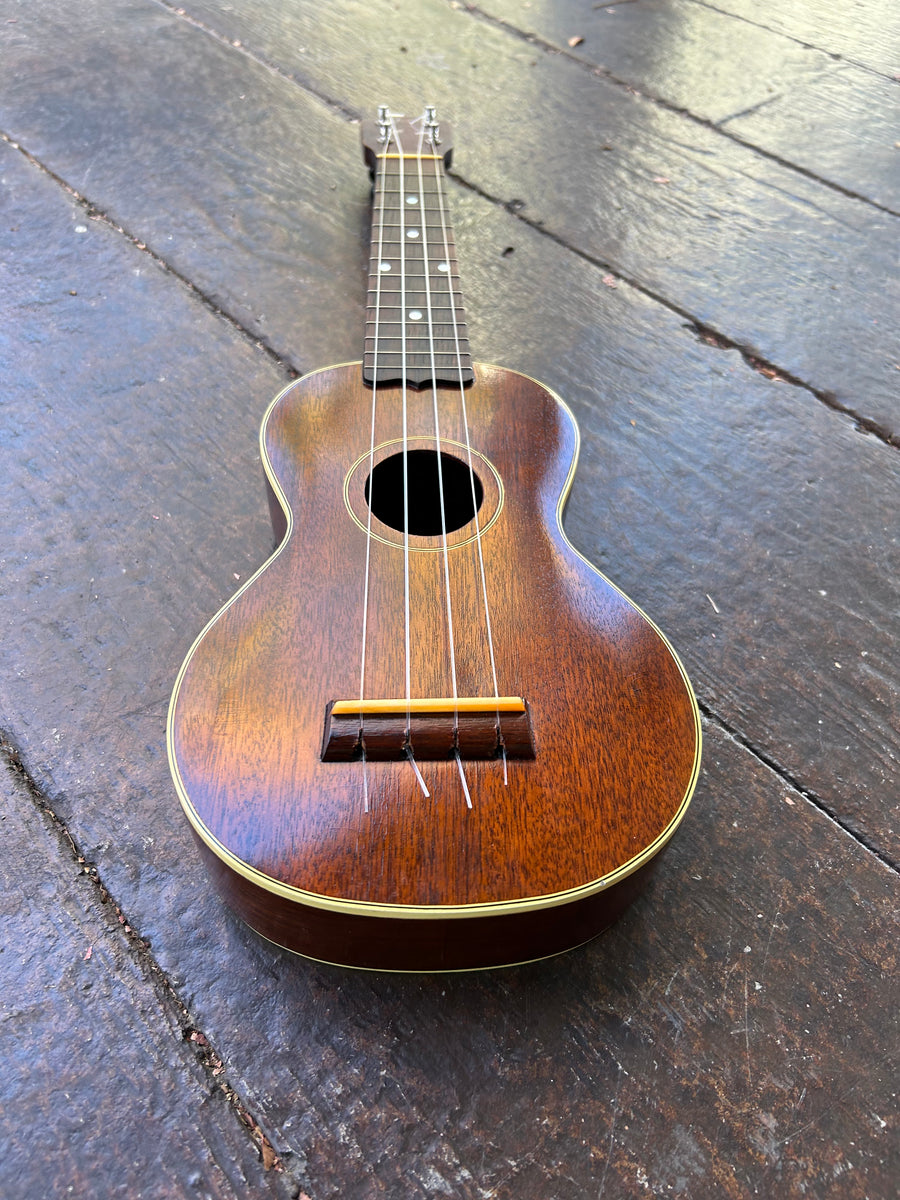 Gibson Ukulele Model 2