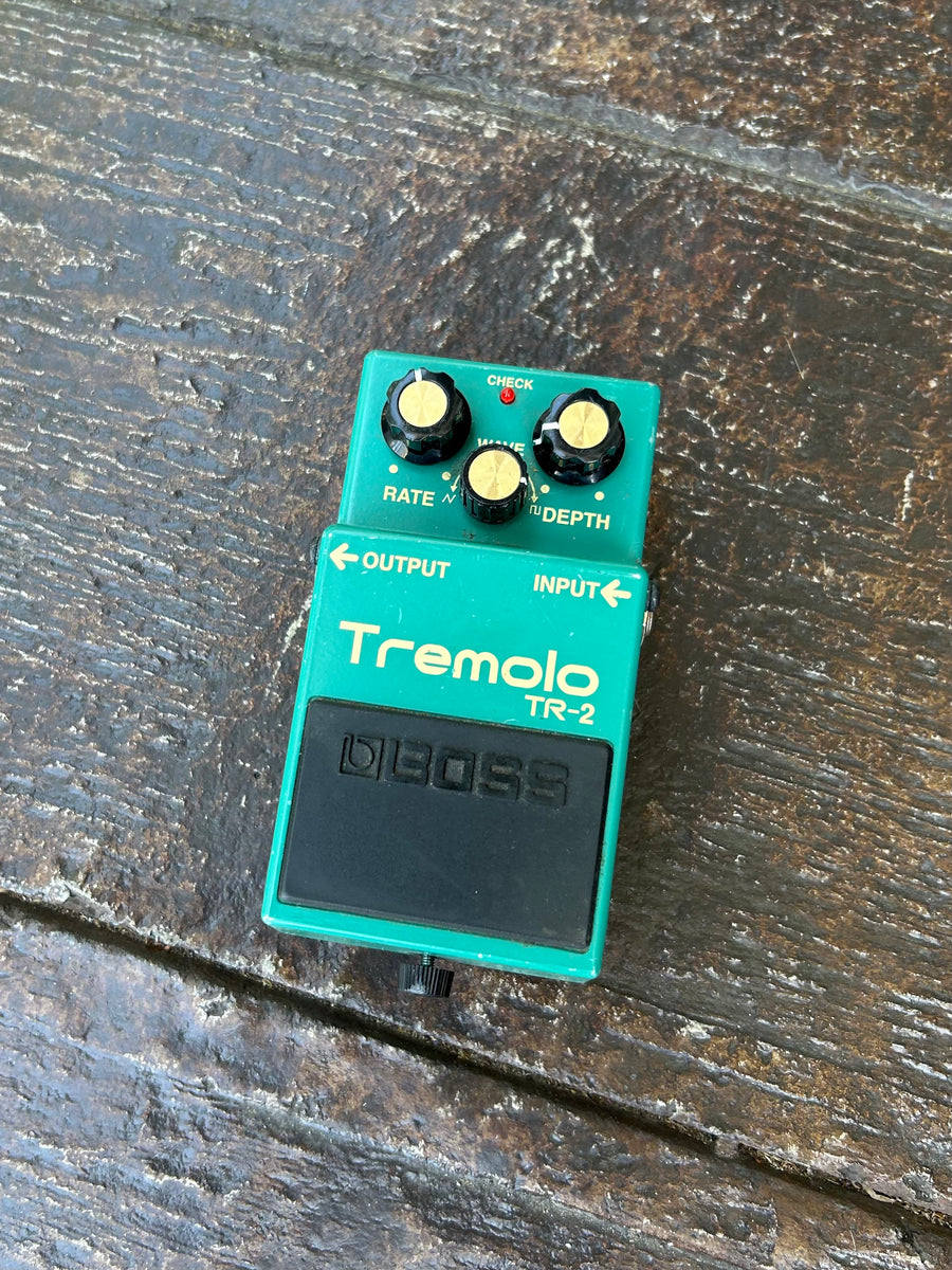 Boss Tremolo TR-2 – Moze Guitars