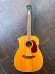 Harmony Soviereign spruce top, rosewood fretboard, tortoise pick guard front