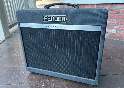 Fender Bassbreaker 15 in grey tweed with black grill cloth