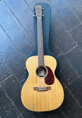 2007 Martin 000M – Moze Guitars