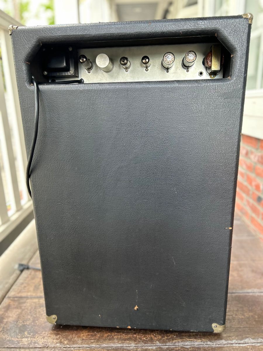 St. George Tube Amp 2x12 – Moze Guitars