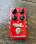 Red Hall of Fame  two pedal , with four black knobs, single button switch