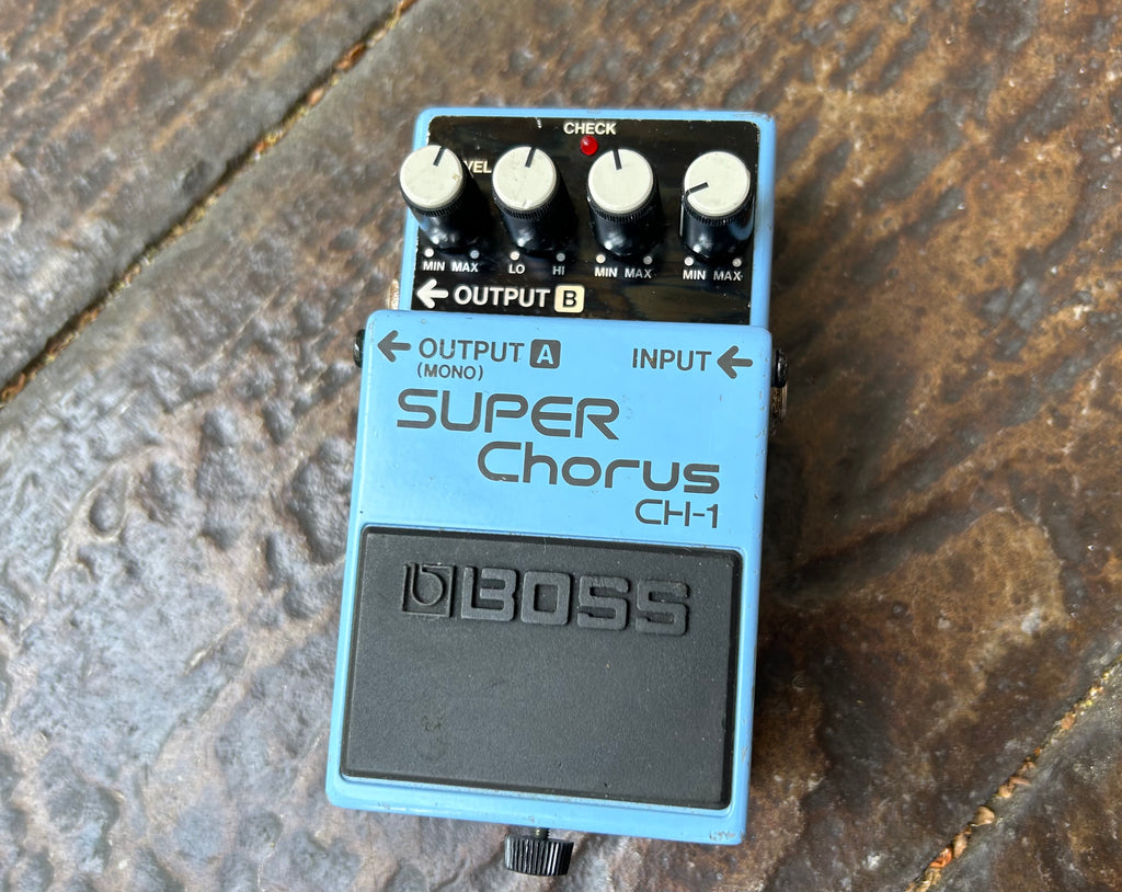 Boss Super Chorus CH-1 (Pink Label) – Moze Guitars