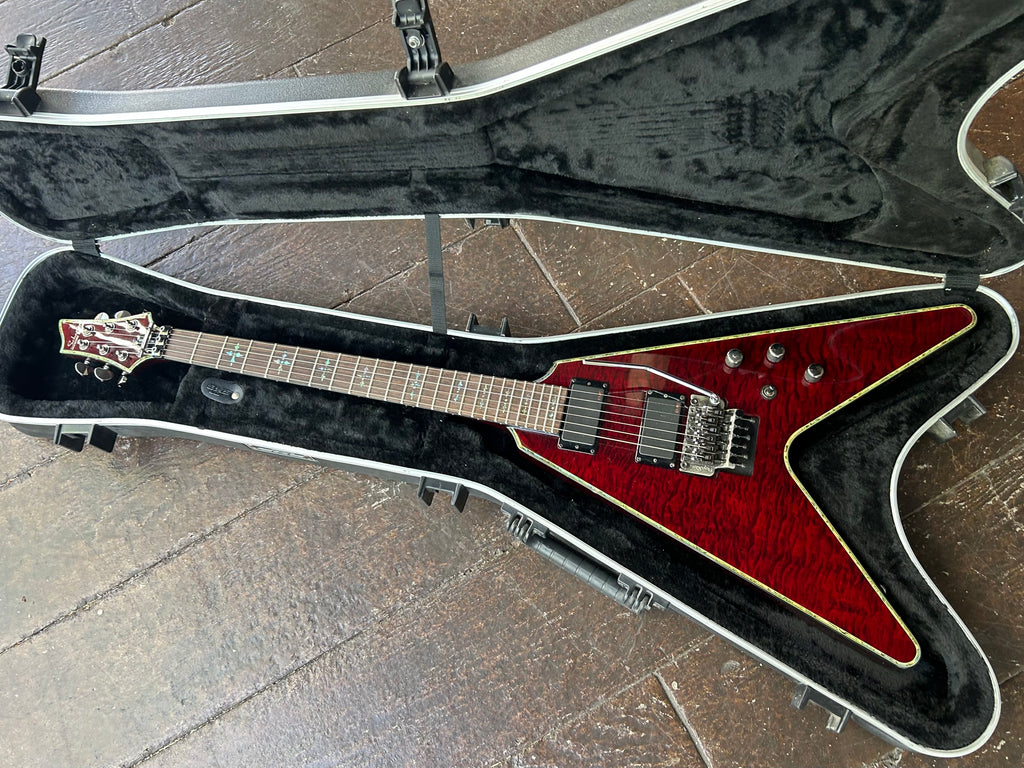 Schecter Diamond Series Hellraiser V – Moze Guitars