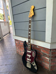 Squier Classic Vibe Bass VI