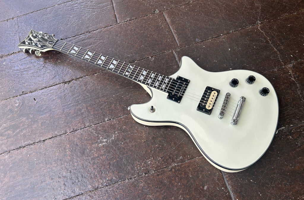 Schecter Diamond Series Tempest – Moze Guitars