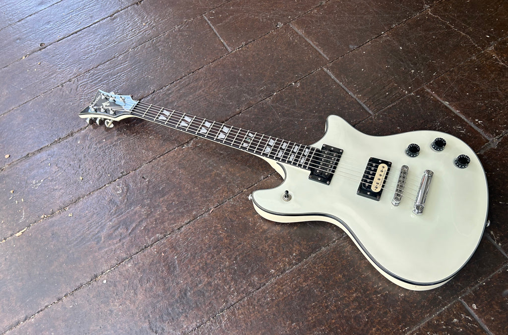 Schecter Diamond Series Tempest – Moze Guitars