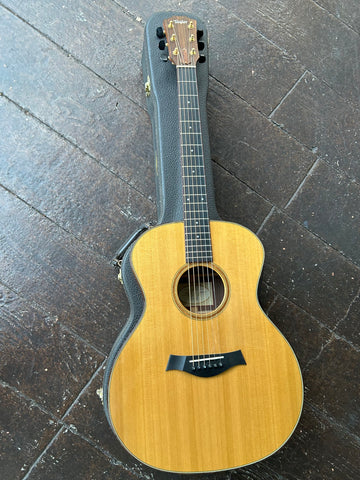 2002 Taylor 714 Grand Auditorium acoustic guitar, Spruce Top and Rosewood back . With rosewood fretboard and rosewood headstock