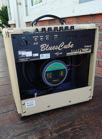 Roland Blues Cube amplifier – Moze Guitars